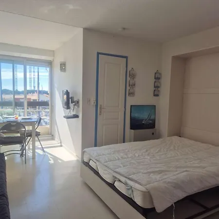 Apartment 4 Couchages Cap D 'agde Ct030-180