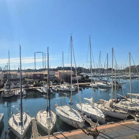4 Couchages Cap D 'agde Ct030-180 Agde