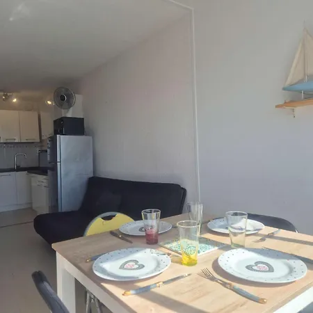 4 Couchages Cap D 'agde Ct030-180 Apartment Agde